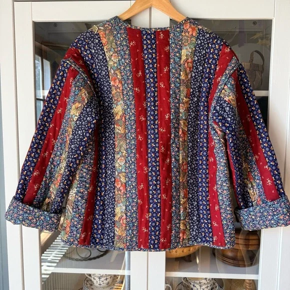 Vintage Handmade Quilted Patchwork Floral Jacket - Picture 4 of 4